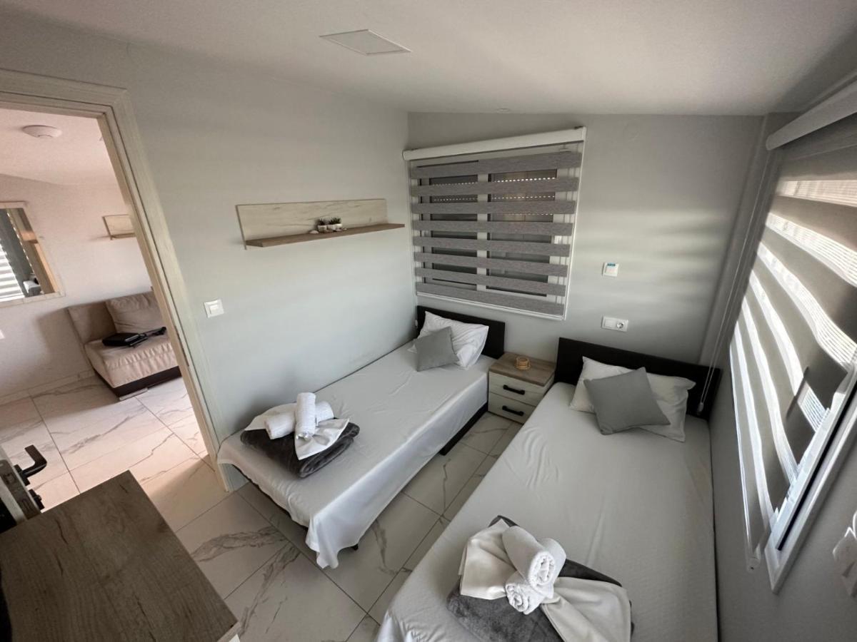 Apartments Nera Paralia-Apartment With Sea View Экстерьер фото